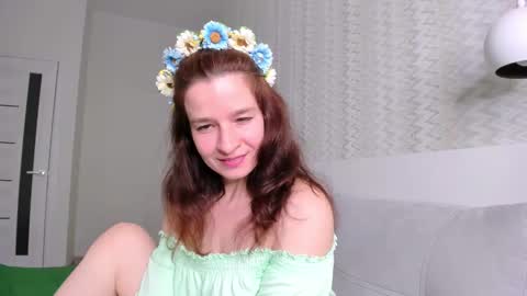 Snapshot of clearangel chatting on March 10, 2025, 5:18 pm clearangel online show from March 10, 2025, 5:18 pm