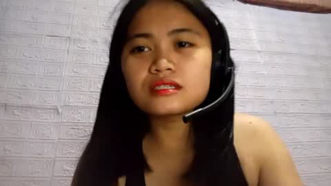 Snapshot of clementineperniciaro chatting on April 4, 2026, 12:13 pm Celestine online show from April 4, 2026, 12:13 pm