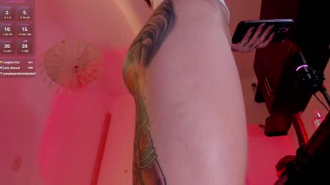 Snapshot of cleo_dblue chatting on January 10, 2025, 8:18 am online show from January 10, 2025, 8:18 am