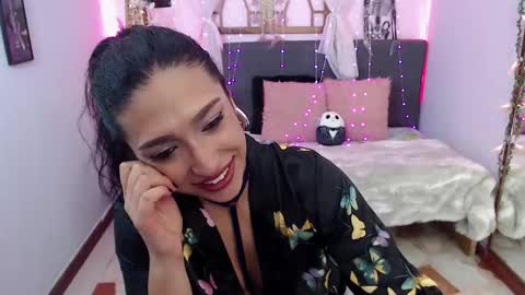 Cleo  online show from October 24, 2025, 12:08 am