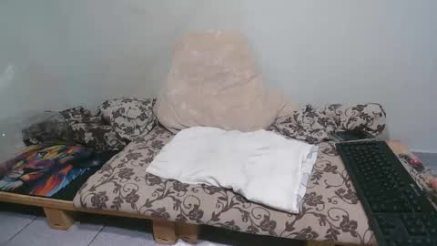 cleopatrahot01 online show from March 30, 2026, 5:25 pm