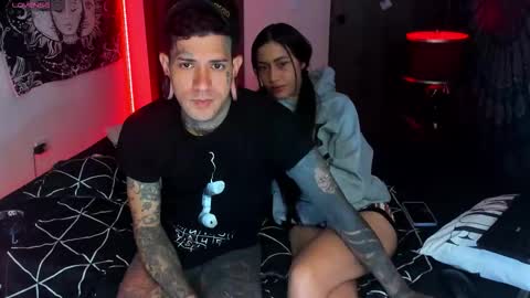 cleo y maikol online show from November 19, 2025, 9:15 pm