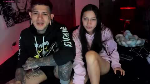 cleo y maikol online show from November 24, 2025, 4:56 am