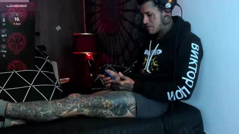 cleo y maikol online show from January 11, 2026, 3:00 am