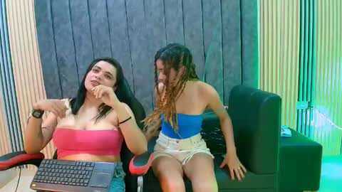 clerk_and_liss online show from May 28, 2026, 2:47 pm