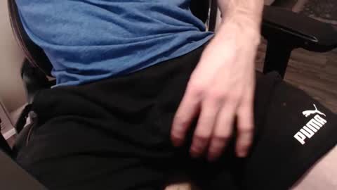 CliqueClique online show from February 1, 2026, 7:40 am