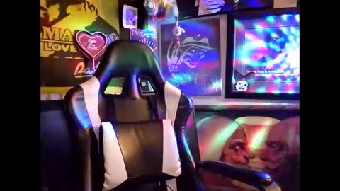 Snapshot of clit_commander209 chatting on January 25, 2025, 7:28 am clit_commander209 online show from January 25, 2025, 7:28 am