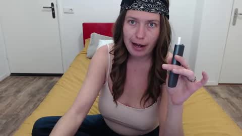 Snapshot of clittytastic chatting on February 13, 2025, 1:26 pm Syl online show from February 13, 2025, 1:26 pm