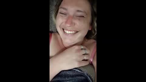 Syl  online show from March 23, 2026, 10:58 pm