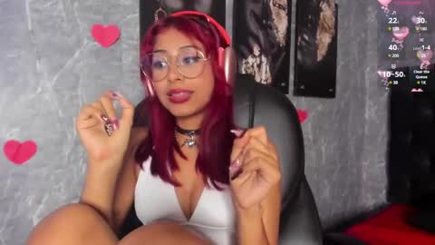 Snapshot of cloe__hills chatting on February 18, 2025, 6:04 pm Cloe online show from February 18, 2025, 6:04 pm