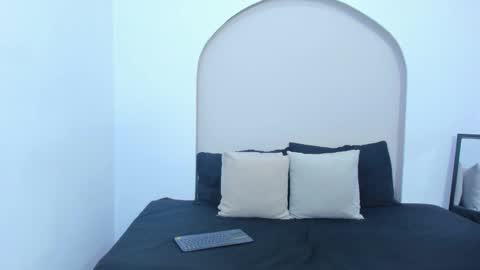 Cloe  online show from December 7, 2024, 9:44 pm