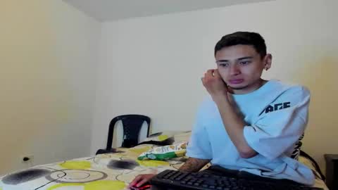 Snapshot of cloe_and_taylor chatting on February 24, 2026, 10:24 am Cloe and Taylor online show from February 24, 2026, 10:24 am