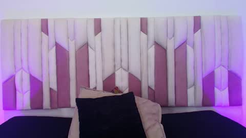 Cloe  Stanfort online show from October 18, 2025, 7:14 pm