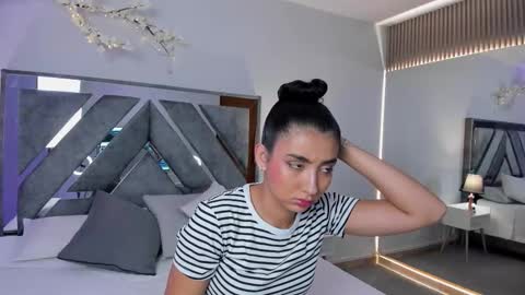 cloe_taylor__25 online show from February 25, 2026, 1:32 pm