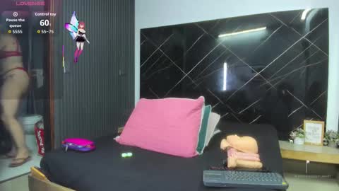 CLOE online show from October 7, 2025, 10:56 am