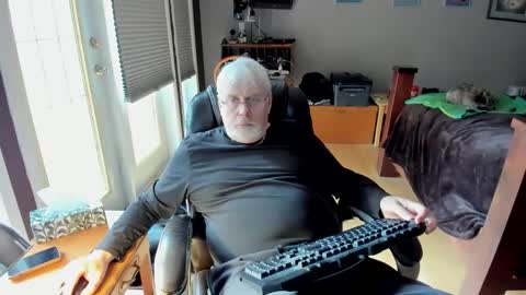 cloudalert62 online show from March 11, 2026, 4:24 pm