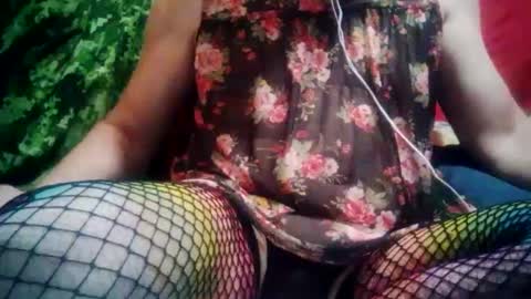 Snapshot of cloudydazeatl chatting on February 27, 2025, 1:49 pm cloudydazeatl online show from February 27, 2025, 1:49 pm