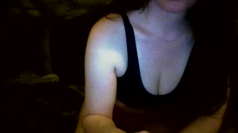 Snapshot of cloudylemonade22 chatting on November 22, 2025, 5:50 am cloudylemonade22 online show from November 22, 2025, 5:50 am