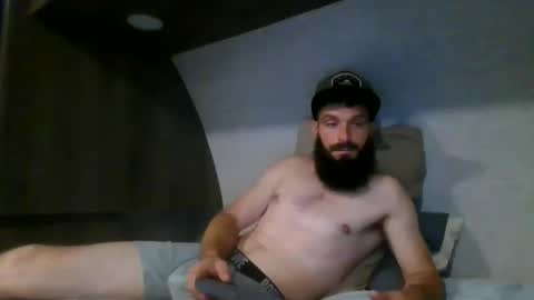 Snapshot of clubb86 chatting on April 23, 2026, 12:45 am Maxxdieselx69 online show from April 23, 2026, 12:45 am