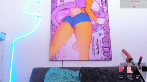 cmila0713 online show from April 4, 2026, 12:31 am