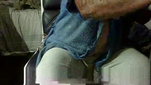 Snapshot of coaste1 chatting on February 15, 2025, 1:53 am Coaste online show from February 15, 2025, 1:53 am