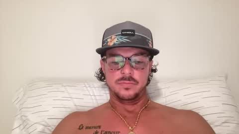 cockyathlete69 online show from September 17, 2025, 3:19 am