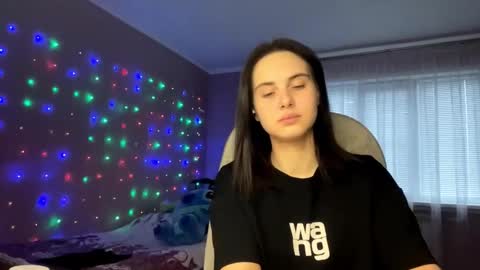 Nikki online show from October 20, 2025, 6:36 am
