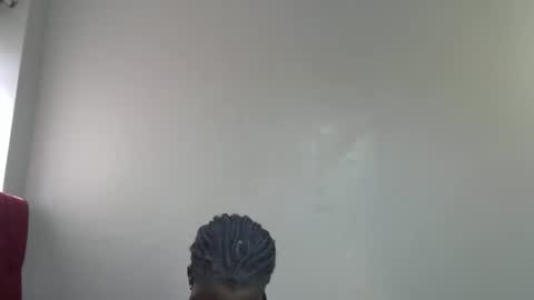 Snapshot of coco_luna chatting on December 19, 2025, 12:45 pm Luna online show from December 19, 2025, 12:45 pm