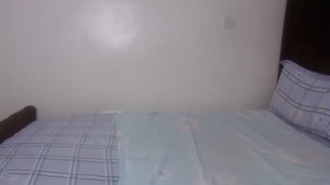 Snapshot of cocoa_devine chatting on April 3, 2026, 11:19 am cocoa_devine online show from April 3, 2026, 11:19 am