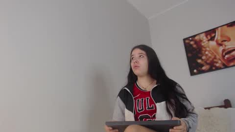 Snapshot of coconutt_oil chatting on February 27, 2026, 10:04 am coconutt_oil online show from February 27, 2026, 10:04 am