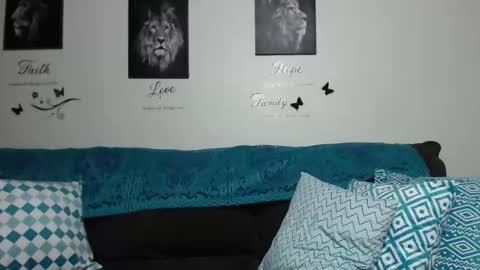 CocosCreamy online show from April 13, 2026, 1:16 pm