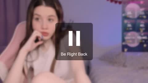 Snapshot of coddleweeper chatting on November 14, 2025, 2:32 am Hello guys my name is Coddle online show from November 14, 2025, 2:32 am