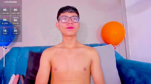 Snapshot of codytwink_ chatting on January 19, 2025, 11:01 am Cody online show from January 19, 2025, 11:01 am