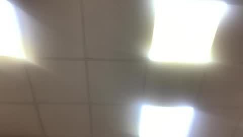 col4nows online show from October 28, 2025, 10:41 am