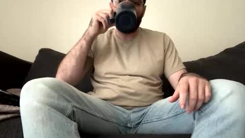 coldmobil3 online show from November 16, 2025, 5:18 pm