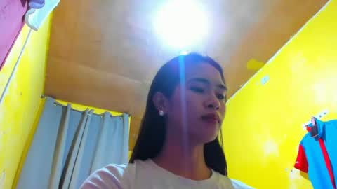 Snapshot of coleen19x chatting on June 12, 2026, 1:21 pm Coleen online show from June 12, 2026, 1:21 pm