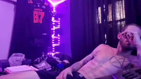 colevan2390 online show from November 13, 2025, 1:10 pm