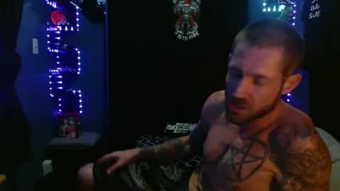 colevan2390 online show from December 20, 2025, 11:34 pm