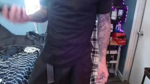 colevan2390 online show from February 13, 2026, 6:48 pm