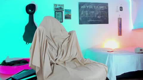 Snapshot of colin_stone chatting on January 11, 2025, 6:44 pm colin_stone online show from January 11, 2025, 6:44 pm