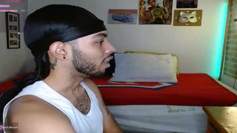 Snapshot of colinlatinbrown chatting on December 28, 2024, 1:17 pm IG  online show from December 28, 2024, 1:17 pm