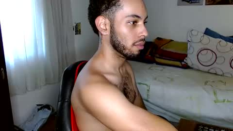 Snapshot of colinlatinbrown chatting on February 20, 2025, 8:58 pm IG  online show from February 20, 2025, 8:58 pm