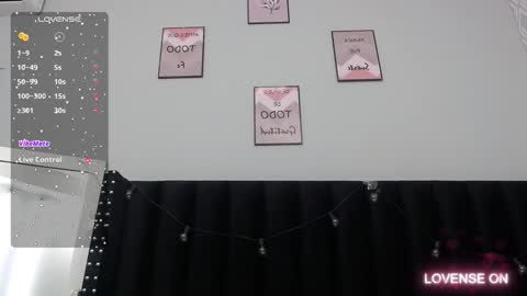  GRETCHEN  online show from December 3, 2024, 12:16 pm