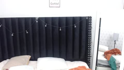  GRETCHEN  online show from December 13, 2024, 12:28 pm