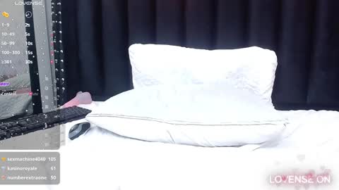  GRETCHEN  online show from December 30, 2024, 3:13 pm