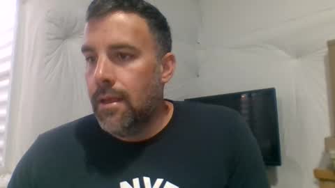 Just me online show from November 4, 2025, 5:34 pm