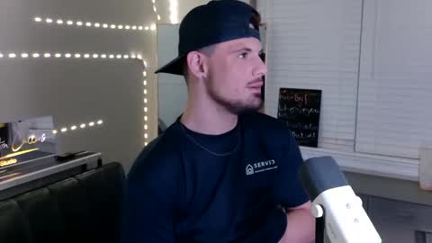 Colton Cullens online show from November 9, 2025, 3:05 am