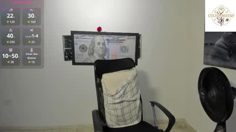 coltonmassif_ online show from November 28, 2025, 2:03 am