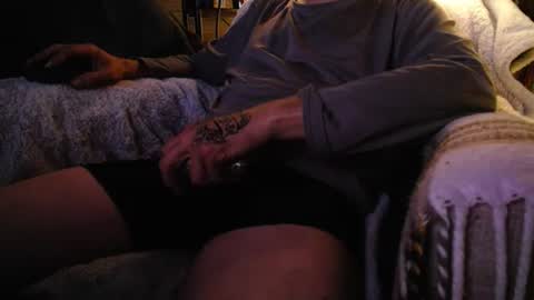 comeongirlts online show from March 8, 2025, 10:32 am