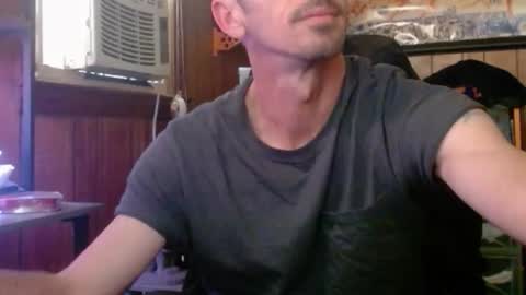 Snapshot of comic_king27 chatting on April 4, 2026, 1:19 pm Nelson or ComicKing and sometime Peachy143 online show from April 4, 2026, 1:19 pm